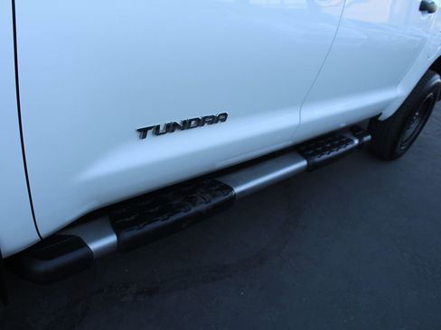 Used 2015 Toyota Tundra SR5 image 12