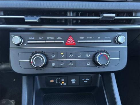 New 2026 Hyundai Tucson SE image 14