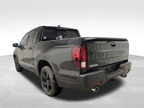 New 2026 Honda Ridgeline Black Edition image 3