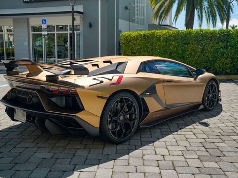 Used 2020 Lamborghini Aventador SVJ image 27