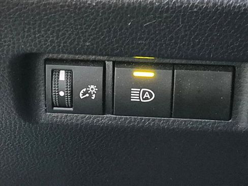 Used 2023 Toyota RAV4 LE FWD image 13