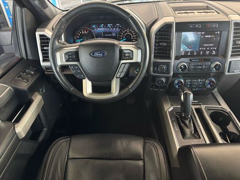 Used 2017 Ford F150 Lariat w/ Equipment Group 502A Luxury AWD/4WD image 12