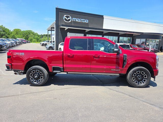 Used 2025 Ford F350 Platinum AWD/4WD image 6