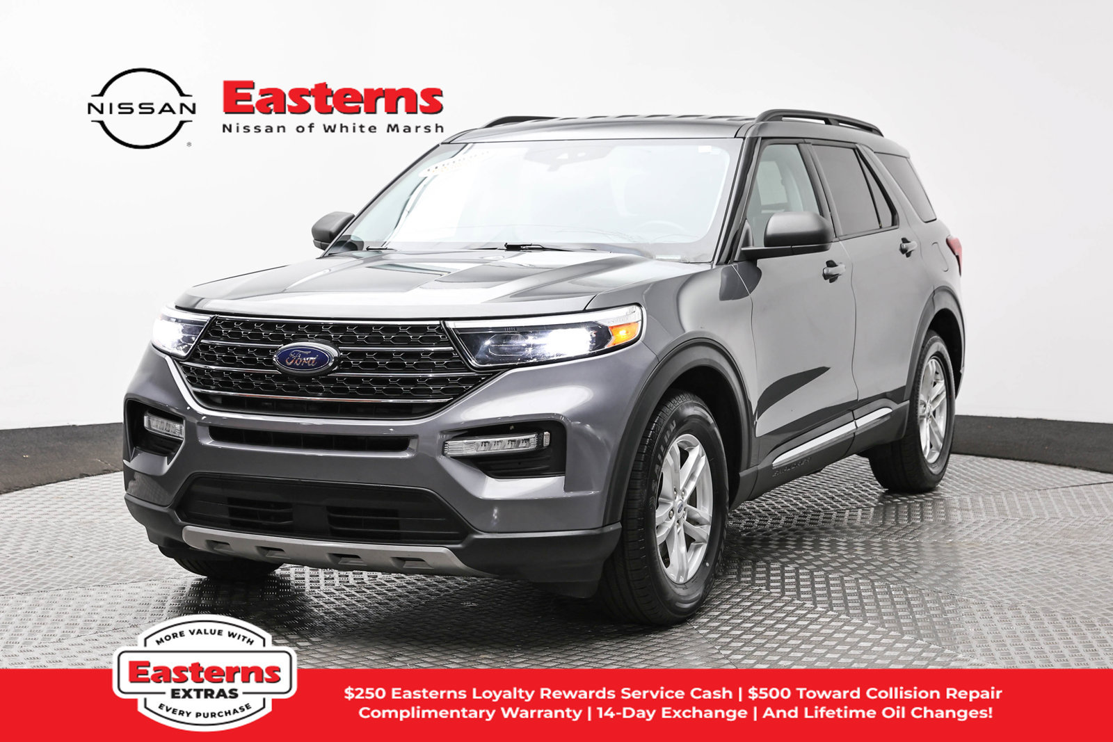 Used 2023 Ford Explorer XLT w/ Equipment Group 202A RWD image 1