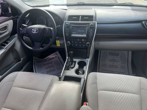 Used 2017 Toyota Camry LE FWD image 15