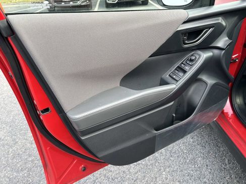 Certified 2025 Subaru Crosstrek 2.0i Premium image 14
