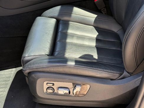 Used 2022 BMW X5 xDrive40i w/ M Sport Package image 25