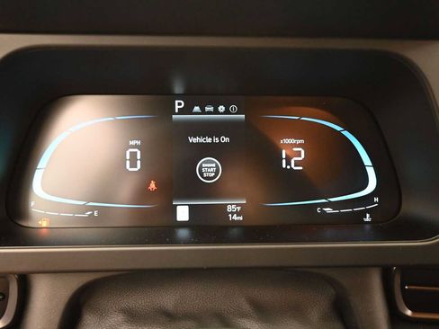 New 2026 Hyundai Elantra SEL Sport FWD image 17
