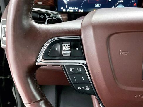 Used 2019 Lincoln Navigator Black Label AWD/4WD image 11