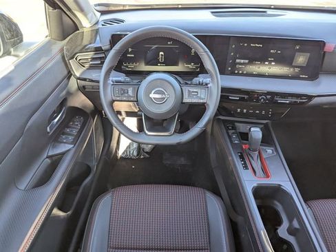 New 2026 Nissan Kicks SR image 15