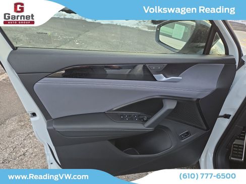 New 2026 Volkswagen Tiguan SE R-Line image 13