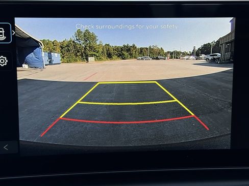 Used 2025 Hyundai Santa Cruz SEL image 4