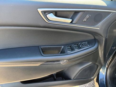 Used 2024 Ford Edge SEL image 21
