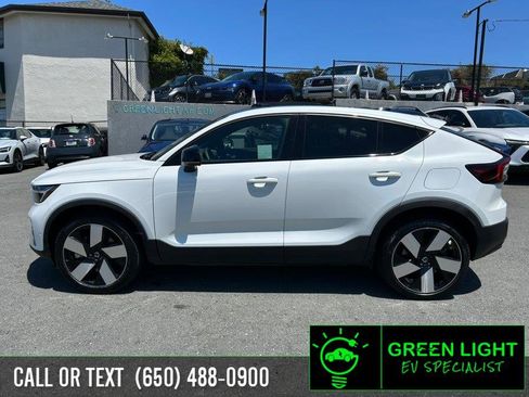 Used 2023 Volvo C40 P8 Recharge Plus w/ Climate Package AWD/4WD image 8