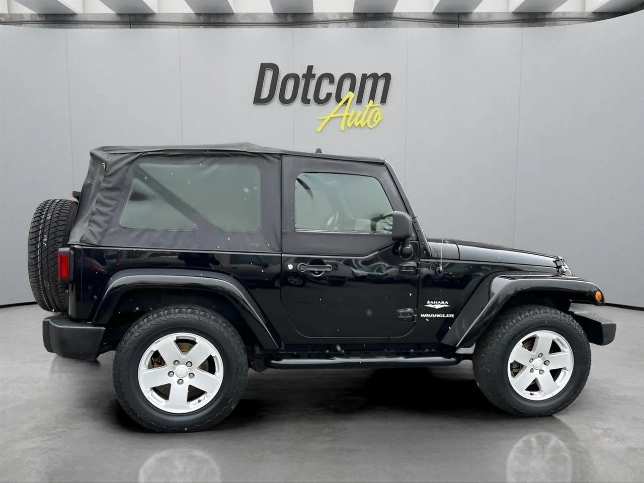 Used 2007 Jeep Wrangler Sahara AWD/4WD image 14