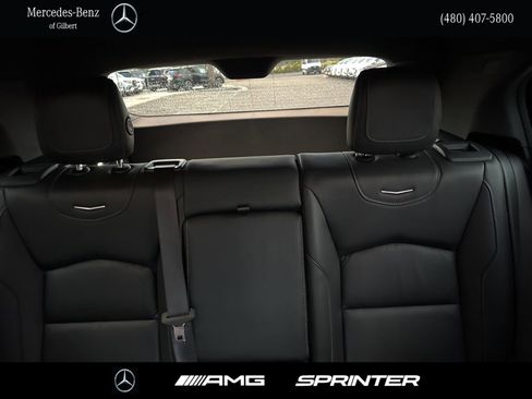 Used 2024 Cadillac XT4 Luxury w/ Cold Weather Package image 17