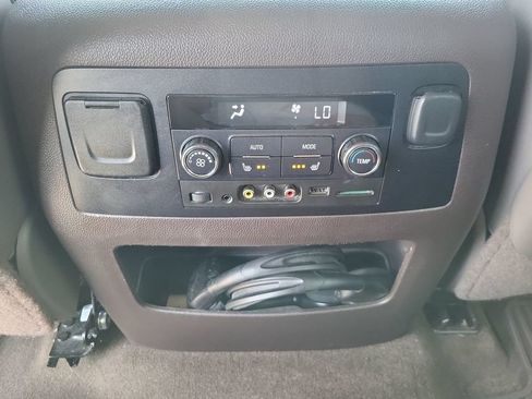 Used 2016 GMC Yukon Denali w/ Open Road Package AWD/4WD image 28