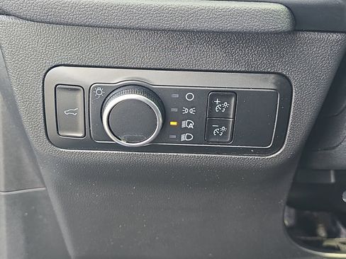 Used 2023 Ford Escape Active w/ Tech Pack #2 image 32