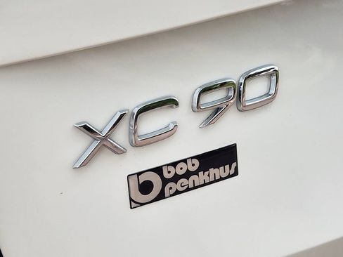New 2026 Volvo XC90 T8 Plus w/ Protection Package AWD/4WD image 31