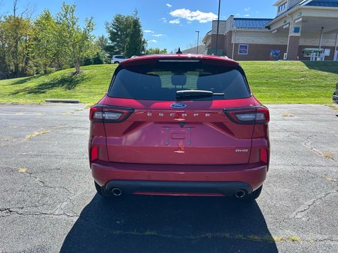 Used 2023 Ford Escape ST-Line w/ Tech Pack #1 AWD/4WD image 6