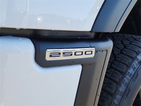 New 2026 GMC Sierra 2500 Denali w/ Denali Reserve Package image 12