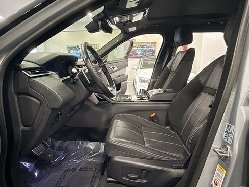 Used 2019 Land Rover Range Rover Velar R-Dynamic SE AWD/4WD image 12