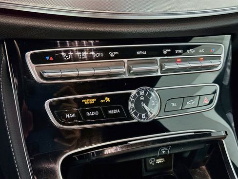 Used 2020 Mercedes-Benz E 450 4MATIC Coupe image 24