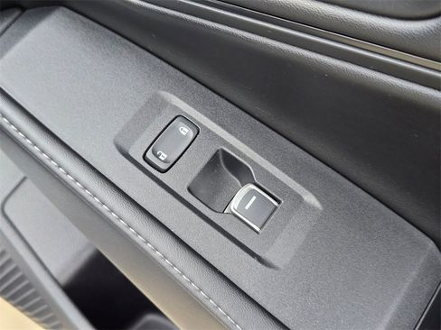 Used 2023 Honda Accord Sport image 28