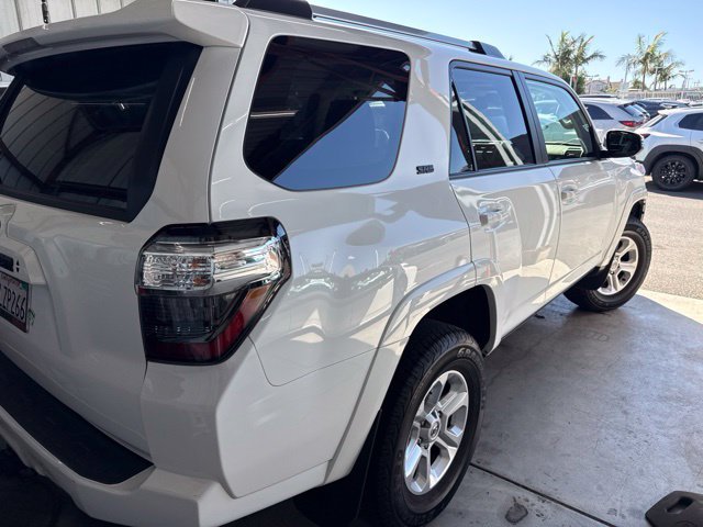 Used 2024 Toyota 4Runner SR5 Premium w/ Moonroof Package AWD/4WD image 9