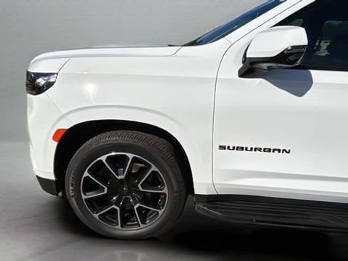 Used 2023 Chevrolet Suburban RST w/ Sport Performance Package image 34