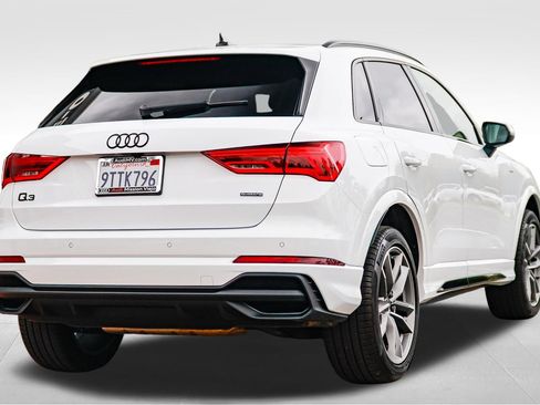 Used 2025 Audi Q3 2.0T Premium w/ Convenience Package image 7