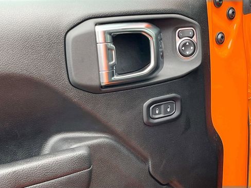 Certified 2025 Jeep Wrangler Unlimited Sport AWD/4WD image 17