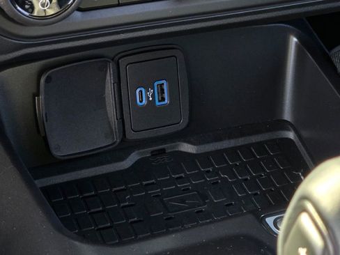 Used 2024 Ford Bronco Outer Banks image 25