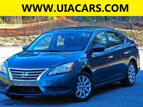 Used 2013 Nissan Sentra SV image 2