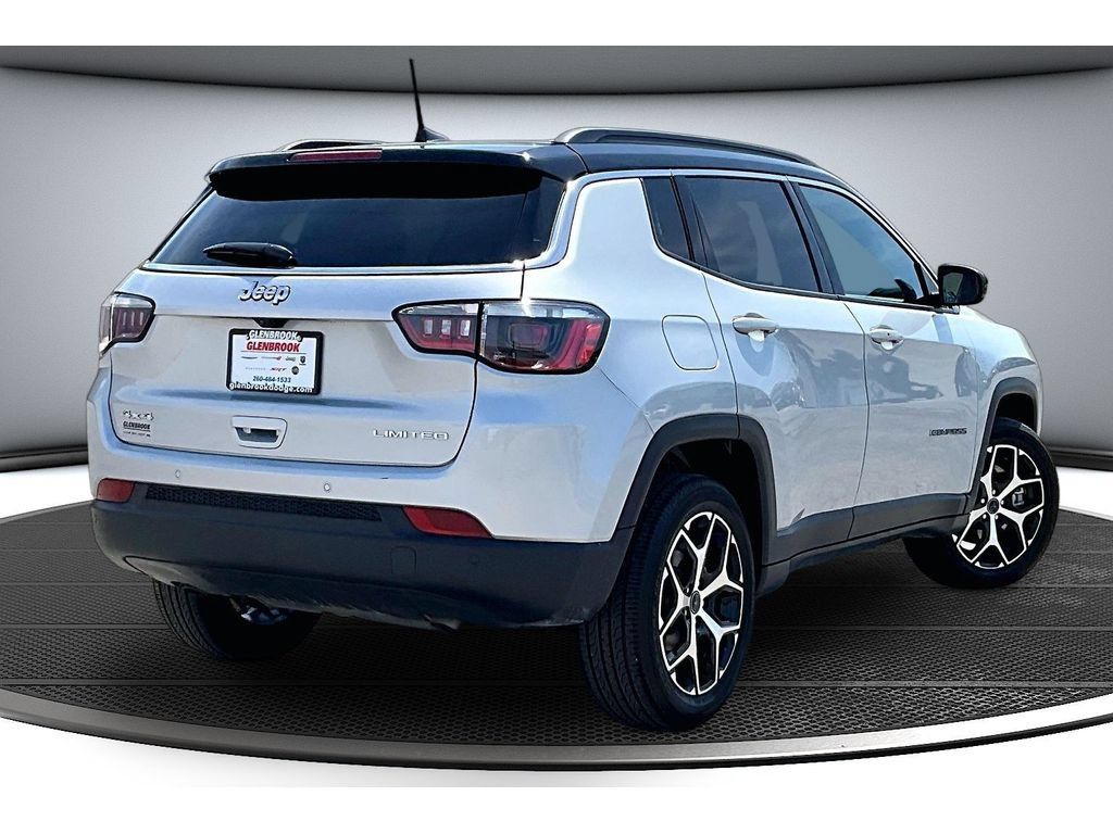 Certified 2026 Jeep Compass Limited AWD/4WD image 16