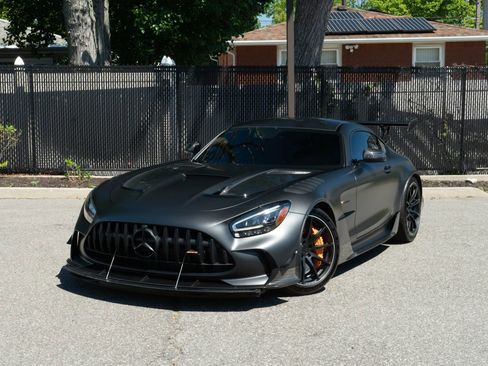 Used 2021 Mercedes-Benz AMG GT Black Series image 18