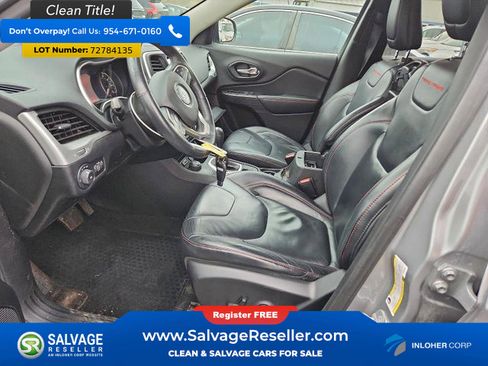 Used 2014 Jeep Cherokee Trailhawk w/ Leather Interior Group image 9