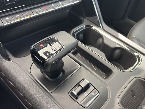 Used 2023 GMC Sierra 1500 AT4 w/ AT4 Premium Package image 30