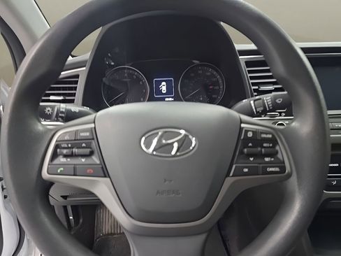 Used 2018 Hyundai Elantra SEL w/ Cargo Package FWD image 18
