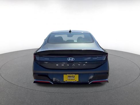 Used 2025 Hyundai Sonata SEL FWD image 12