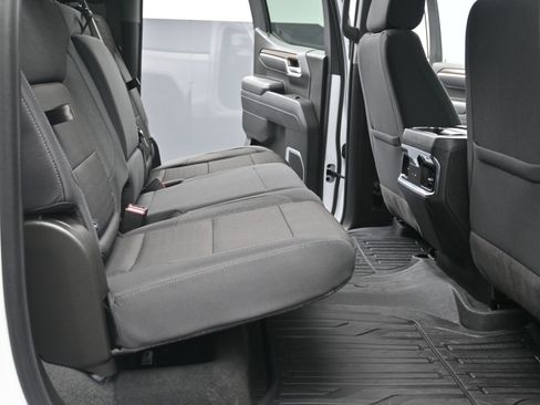 Used 2025 GMC Sierra 1500 Elevation w/ Preferred Package image 27