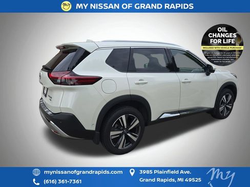 Used 2023 Nissan Rogue Platinum w/ Platinum Premium Package AWD/4WD image 8