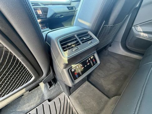 Used 2023 Audi e-tron Premium w/ Convenience Plus Package image 19