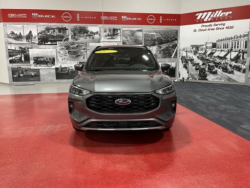 Used 2023 Ford Escape ST-Line Select w/ Tech Pack #1 image 9