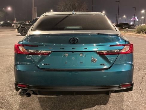 Certified 2025 Toyota Camry SE image 6