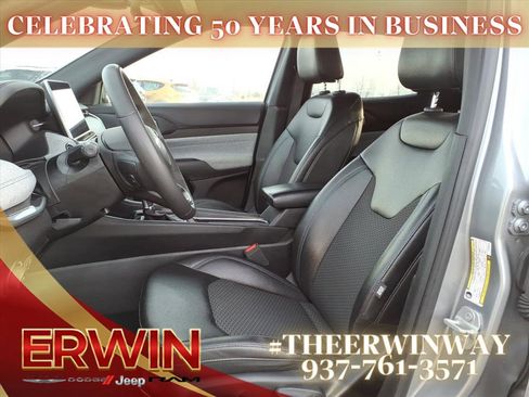 Certified 2024 Jeep Compass Latitude w/ Altitude Special Edition image 13