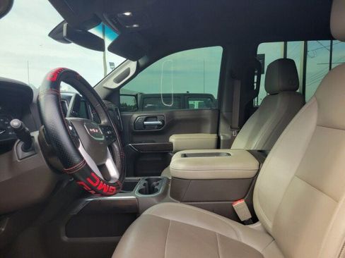 Used 2021 GMC Sierra 1500 SLT w/ SLT Premium Plus Package AWD/4WD image 6