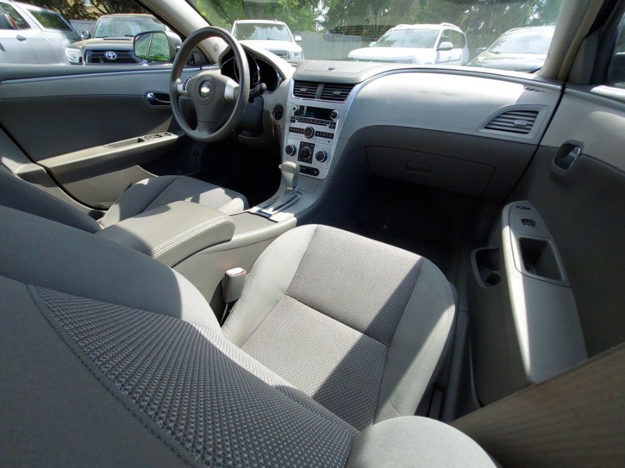 Used 2009 Chevrolet Malibu LS FWD image 11