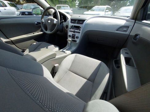 Used 2009 Chevrolet Malibu LS FWD image 11