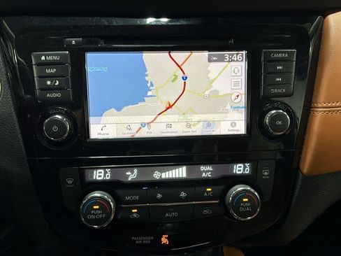 Used 2020 Nissan Rogue SL AWD/4WD image 27